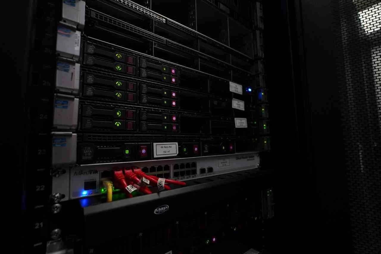 دیتاسنتر برتینا - رکهای سرور