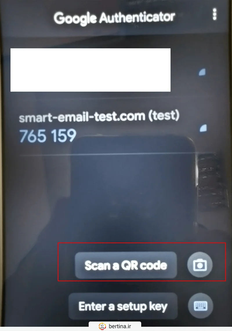 (توجه: کد داخل برنامه Authenticator دائم به‌روز می‌شود)