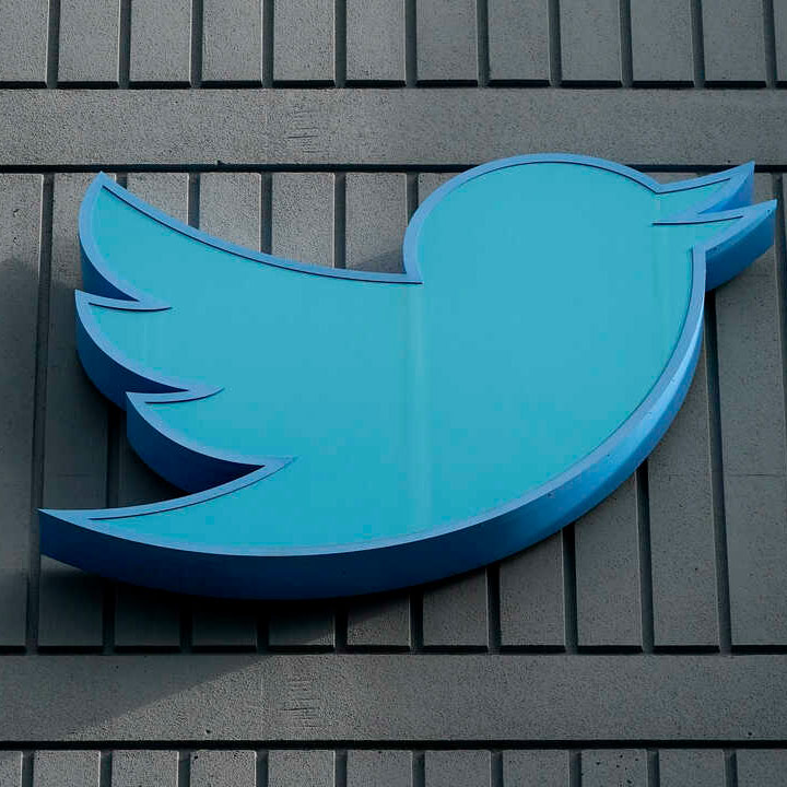 توییتر روی قابلیت تبدیل خودکار متن‌های طولانی به رشته توییت کار می‌کند